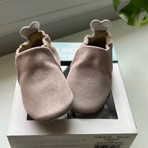 Never worn Robeez that are too small for my baby